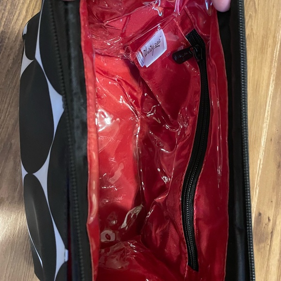 Thirty-One large black and white plastic-lined cosmetic or travel bag - Picture 2 of 4